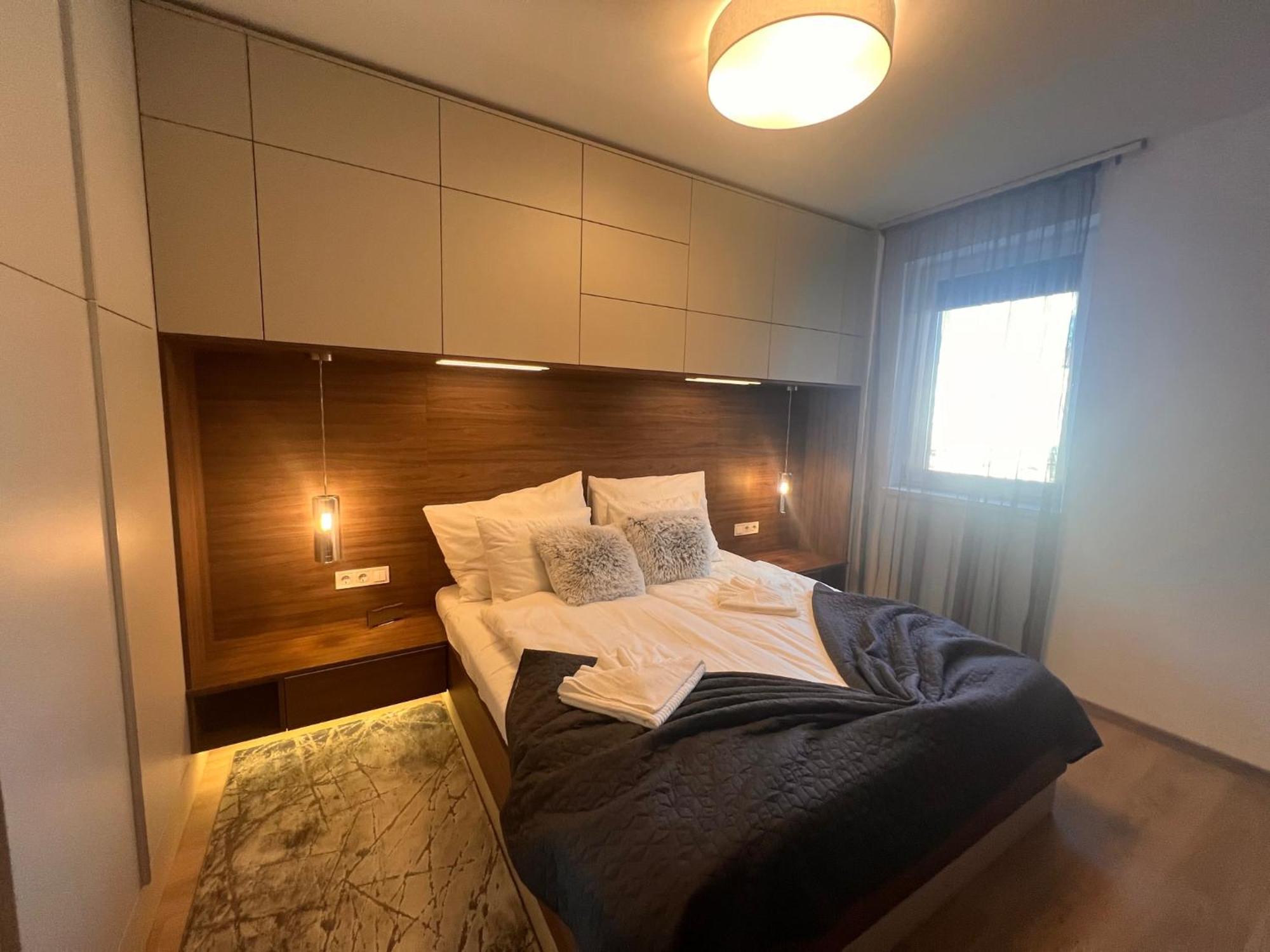 Karzo Property Lk 202 Apartment